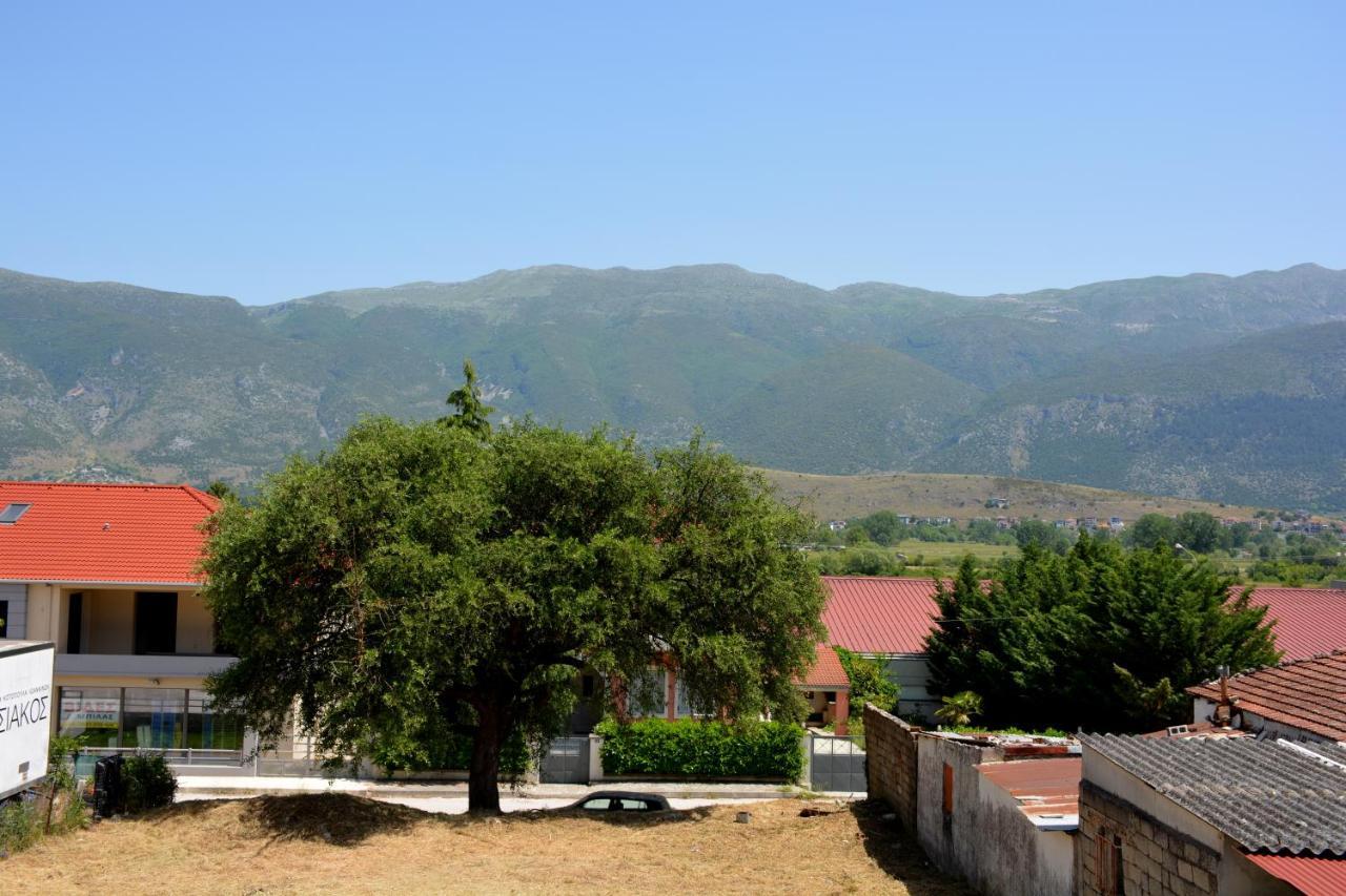 M Home Place Palio Limani Exterior foto